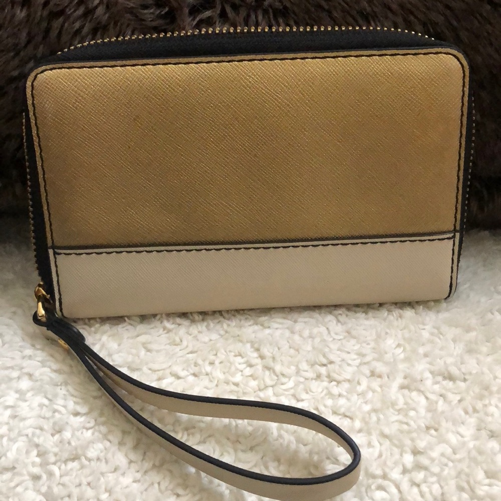 NWOT Marc Jacobs leather zip Wristlet/iPhone - Picture 2 of 8
